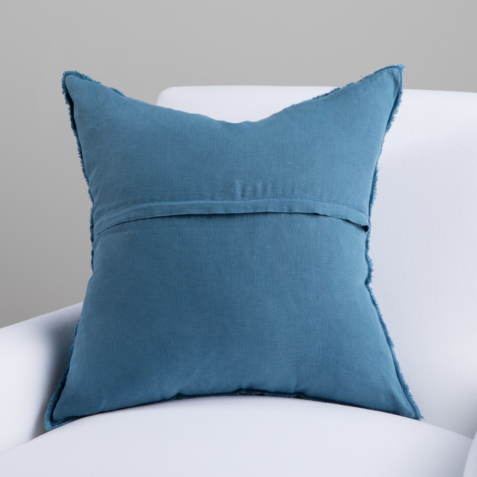 august haven pillows etc   