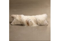 august haven pillows etc   