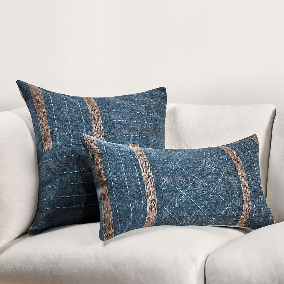 august haven pillows etc   