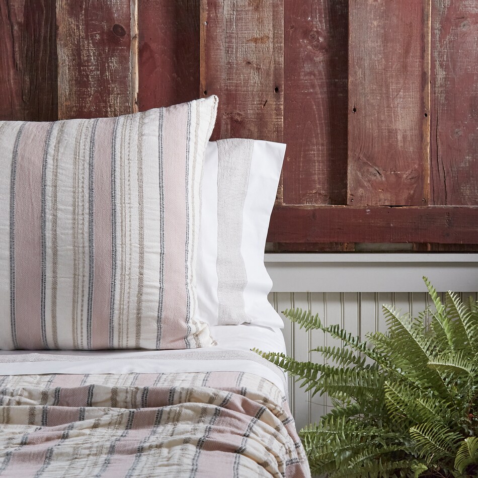 august haven pillows etc   