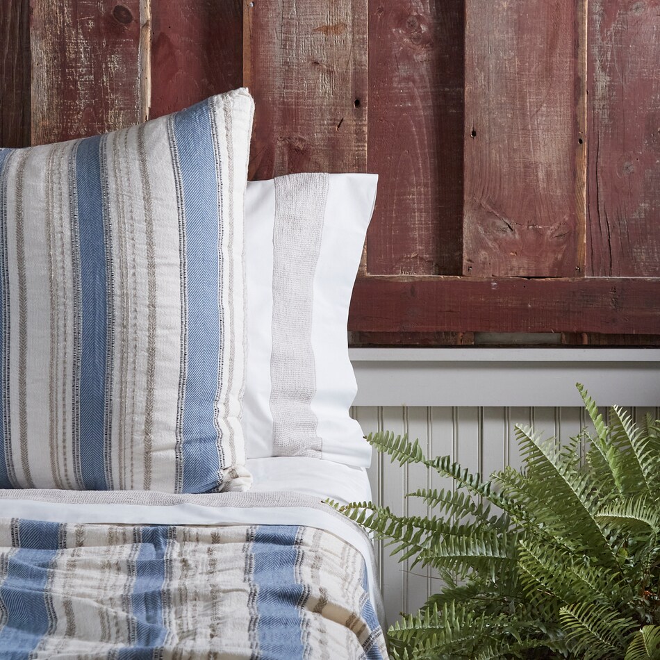 august haven pillows etc   