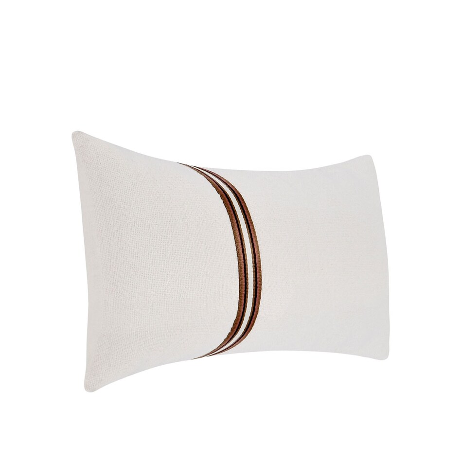 august haven pillows etc   