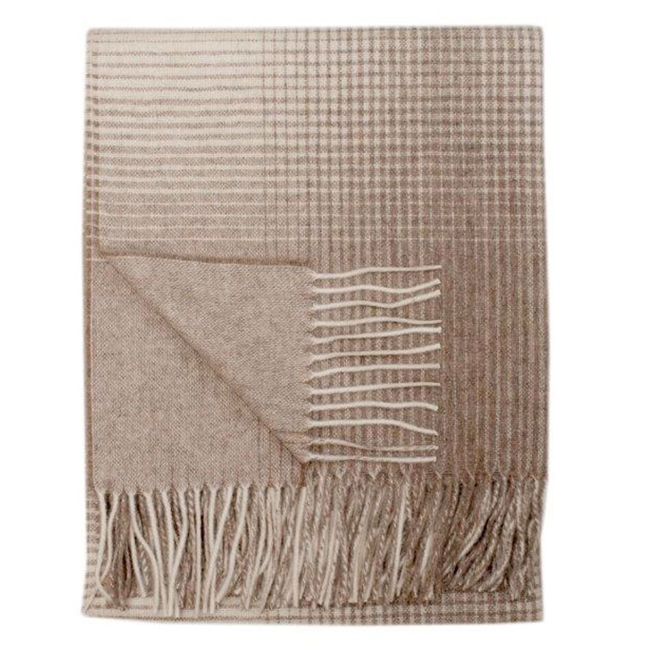 august haven pillows etc   