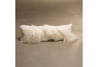 august haven pillows etc   