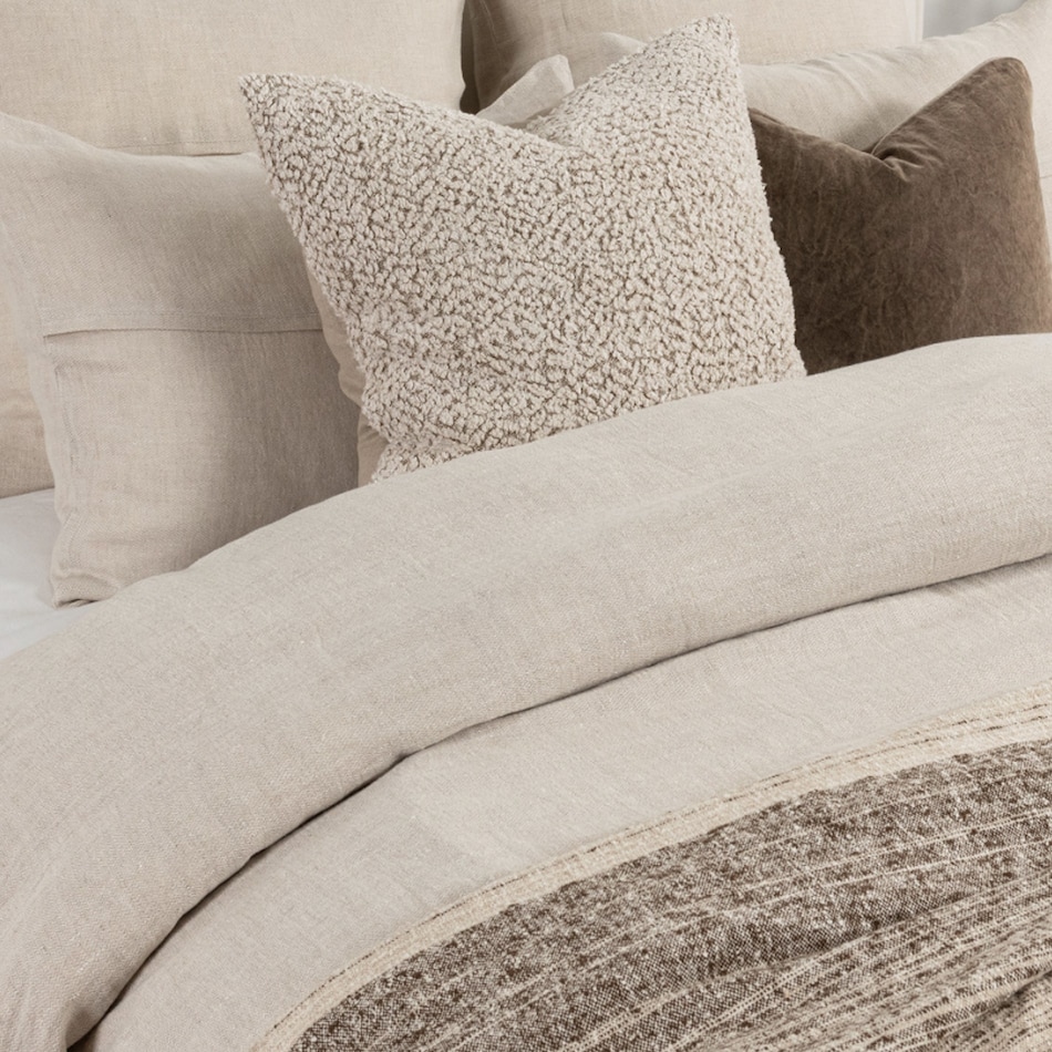 august haven pillows etc   