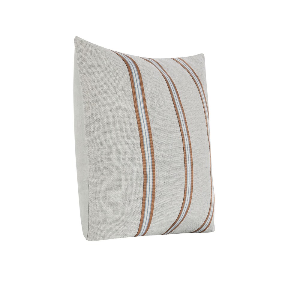 august haven pillows etc   