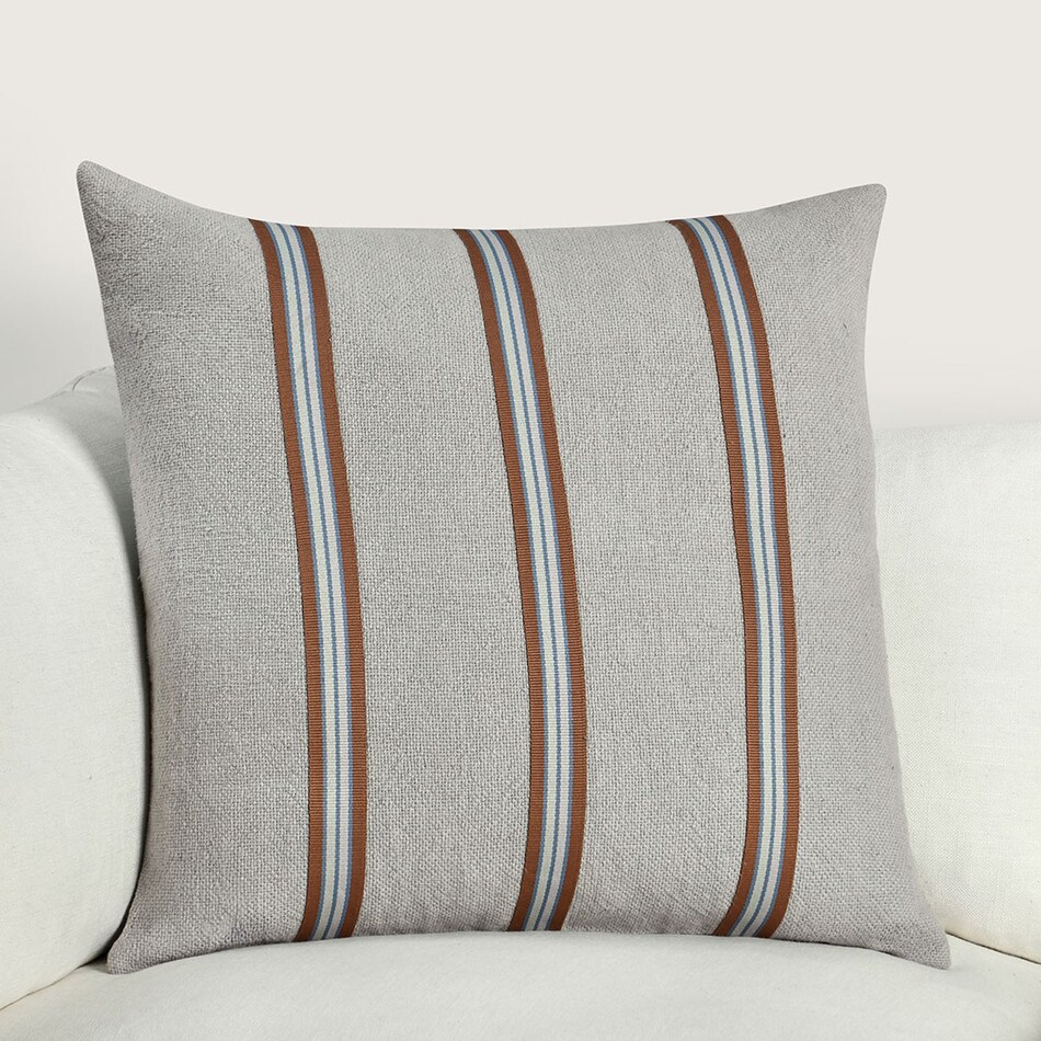 august haven pillows etc   