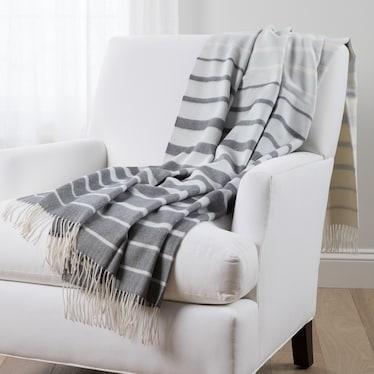 Ivory/Mineral Blue/Midnight Throw