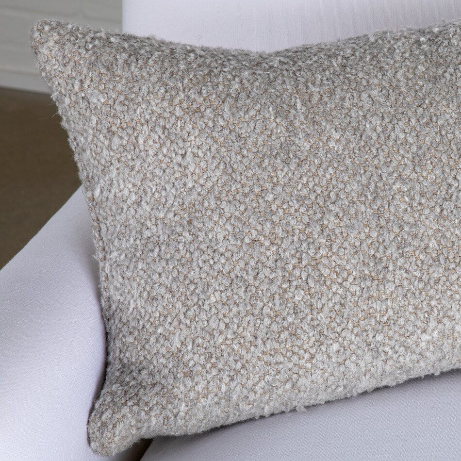 august haven pillows etc   