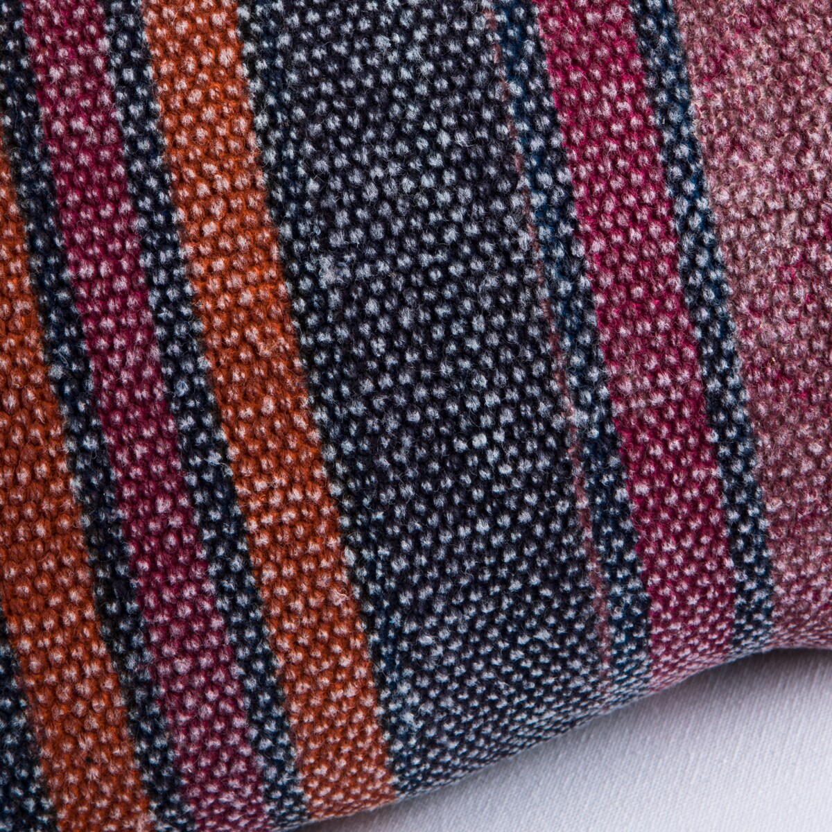 august haven pillows etc   
