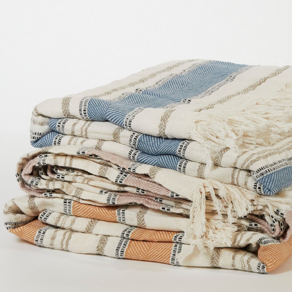 august haven pillows etc   