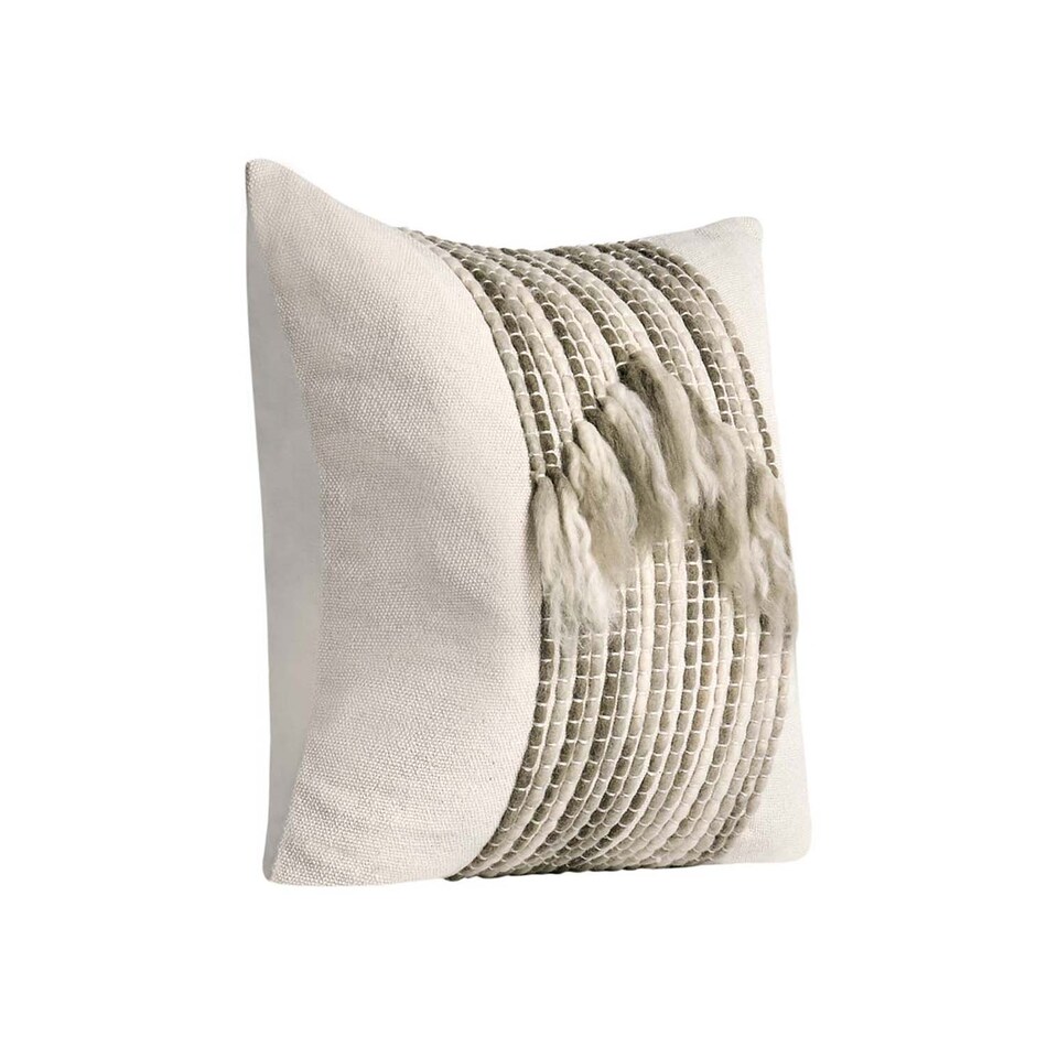 august haven pillows etc   