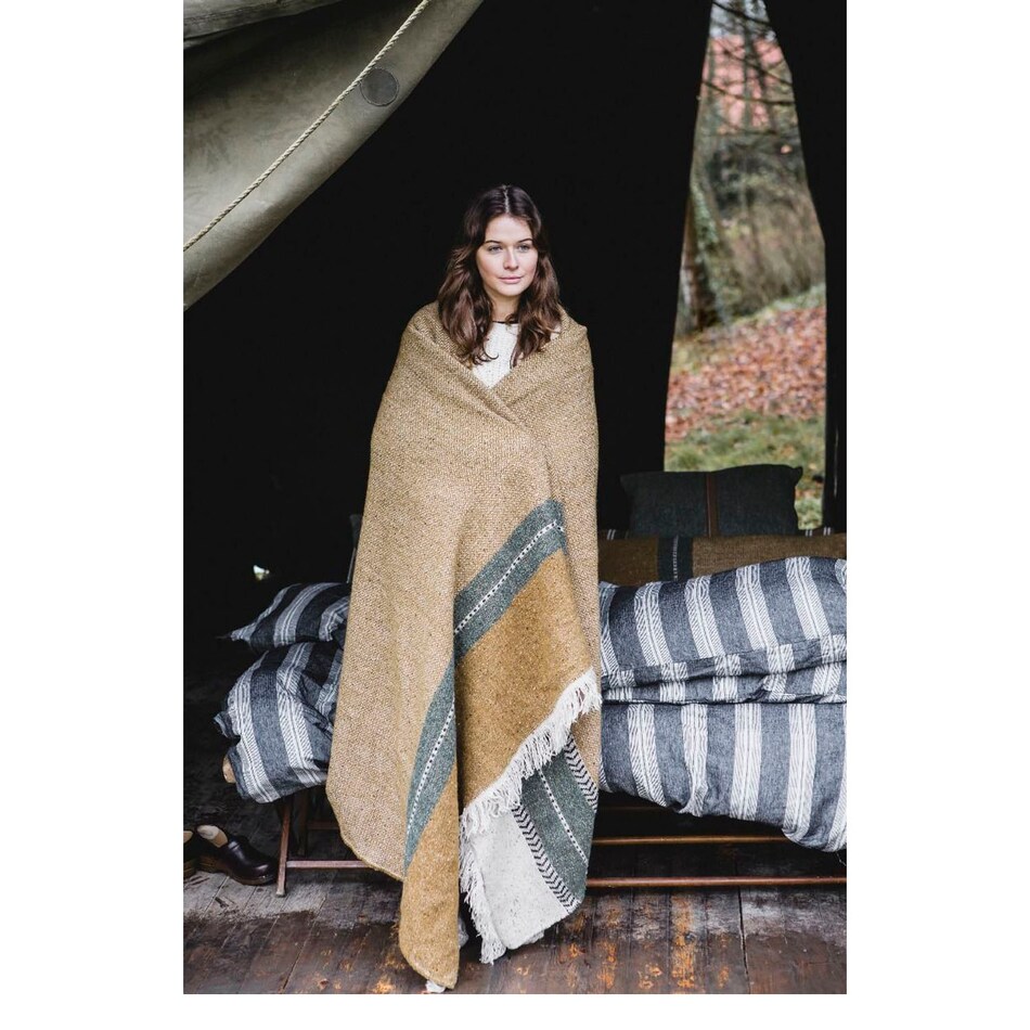 august haven pillows etc   