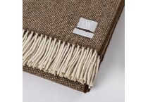 august haven pillows etc   