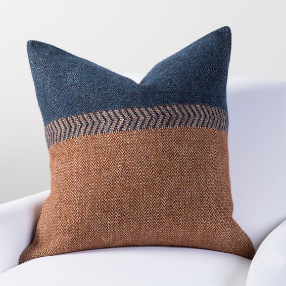 Jules Rust 25" Pillow