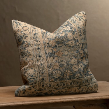 20" x 20" Pillow w/Insert