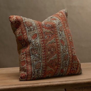 16" x 16" Pillow w/ Insert II