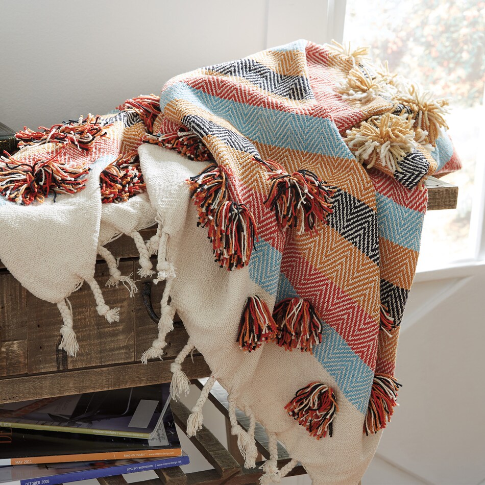 blankets throws and linens   