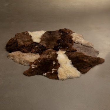 Icelandic Sheepskin Multi / Brown 4'x6' Rug