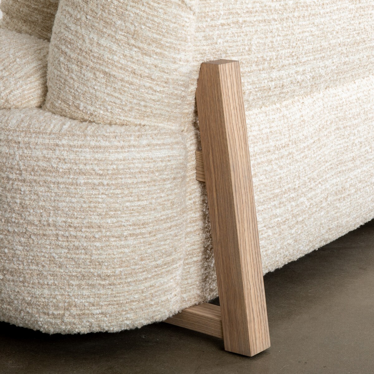 bunsen snow ah verellen upholstery