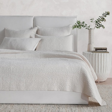 Danica Quilt Set
