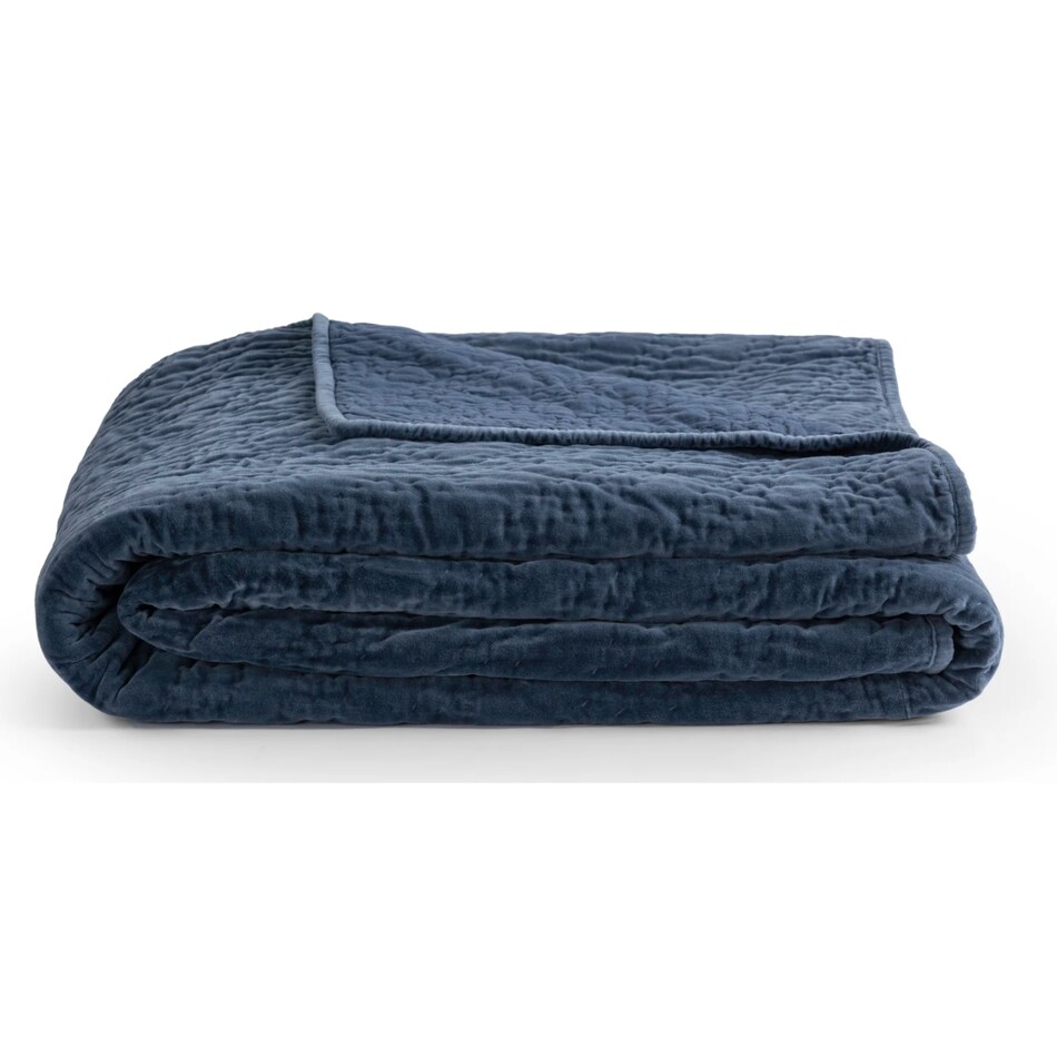 crisp blue blankets throws and linens   