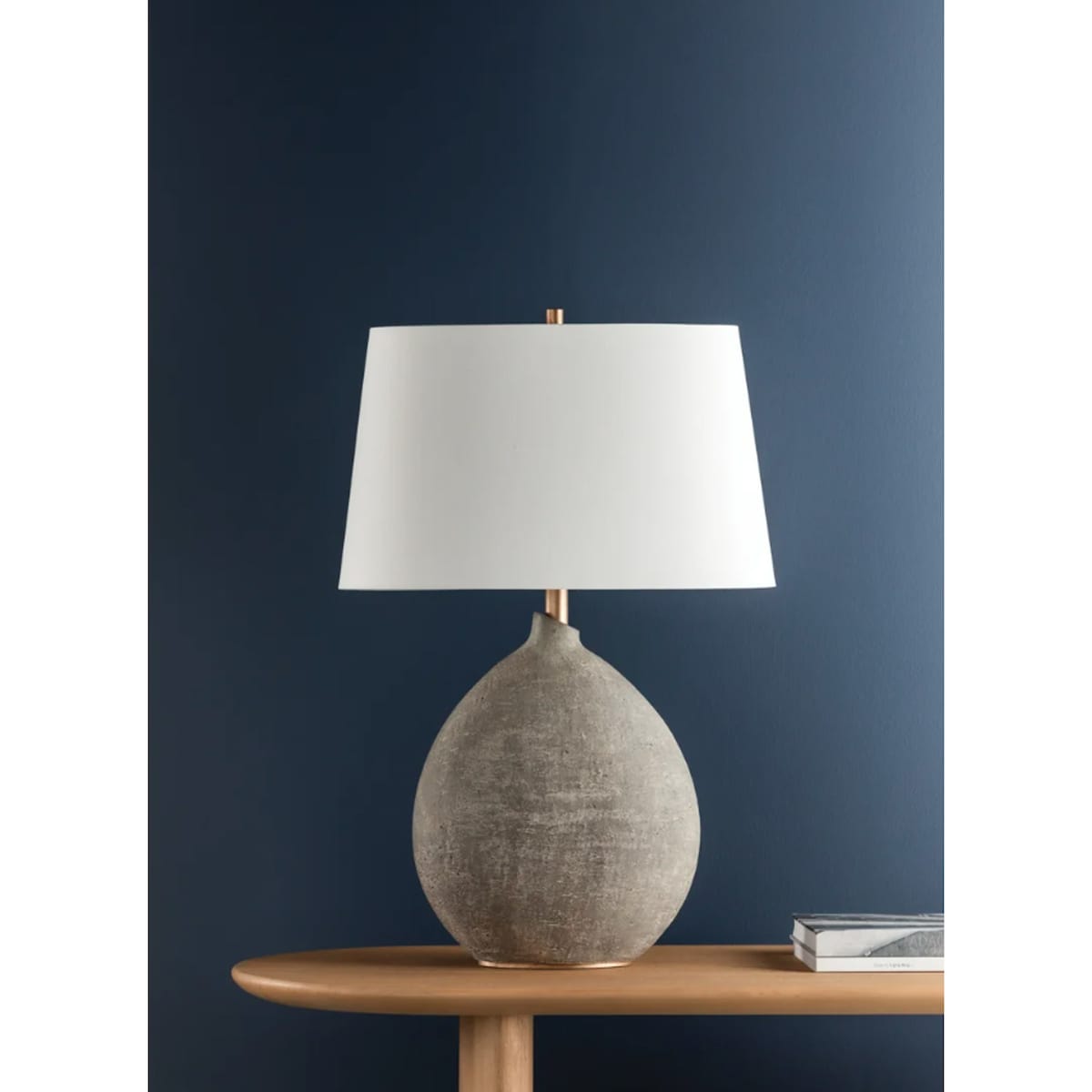 gray table lamp hlg