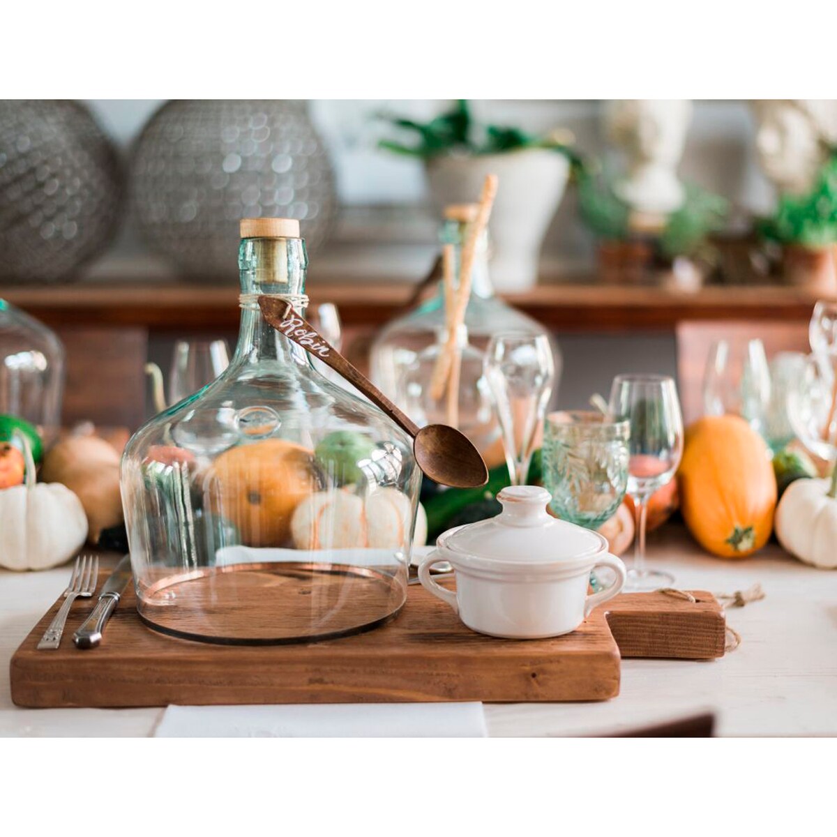 kitchen serveware