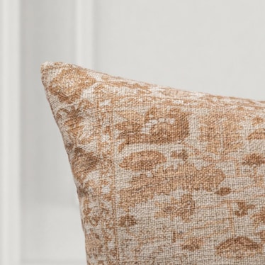 Medley 22" x 22" Pillow