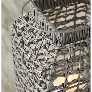 Evonne Small Lantern