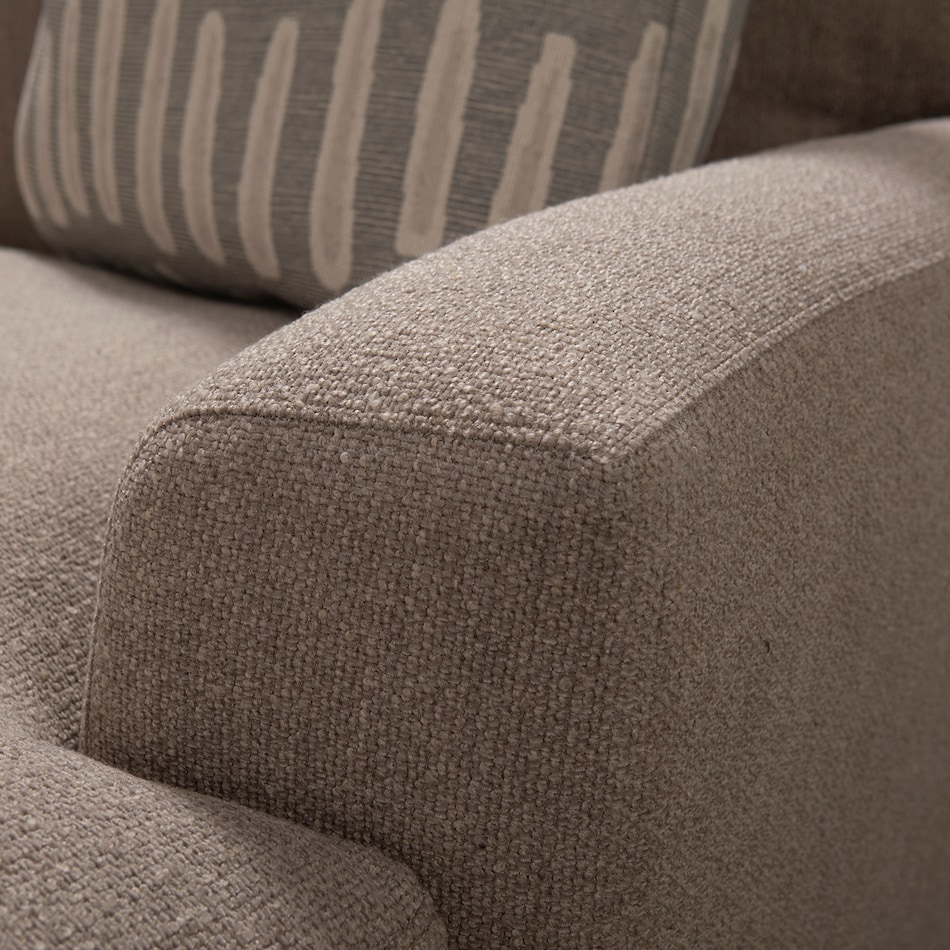 tildan almond august haven jp  