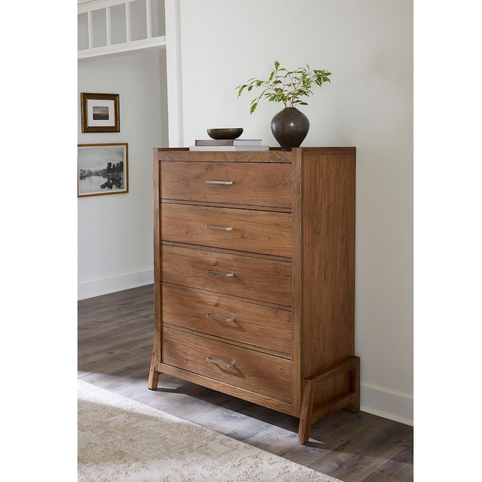 v brown chest   