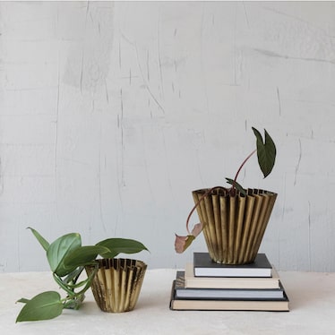 Metal Fluted Planter
