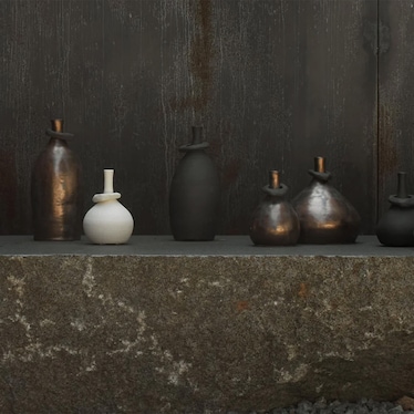 Mona Vessels