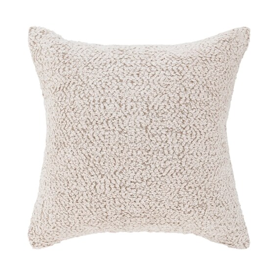 VC Maris 22x22 Pillow