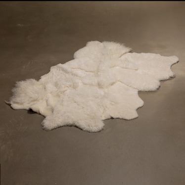 Icelandic Sheepskin White 4'x6' Rug