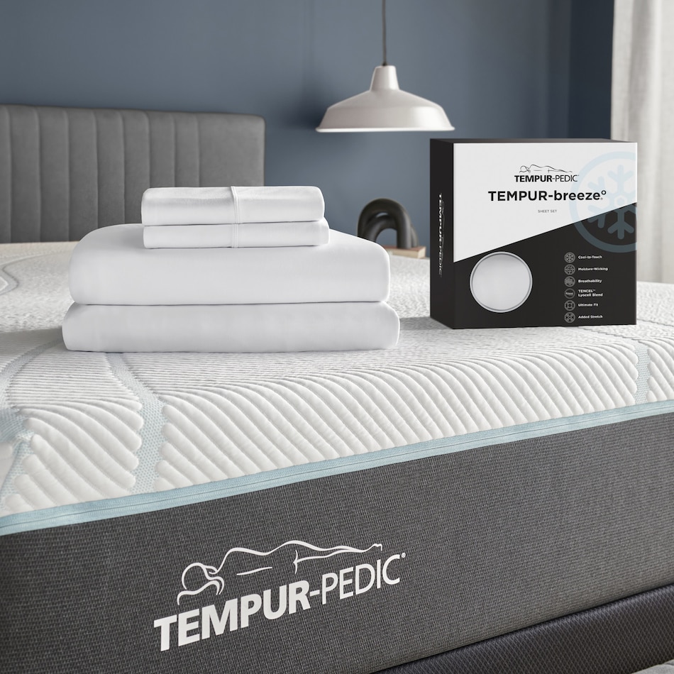 white bedding accessories   