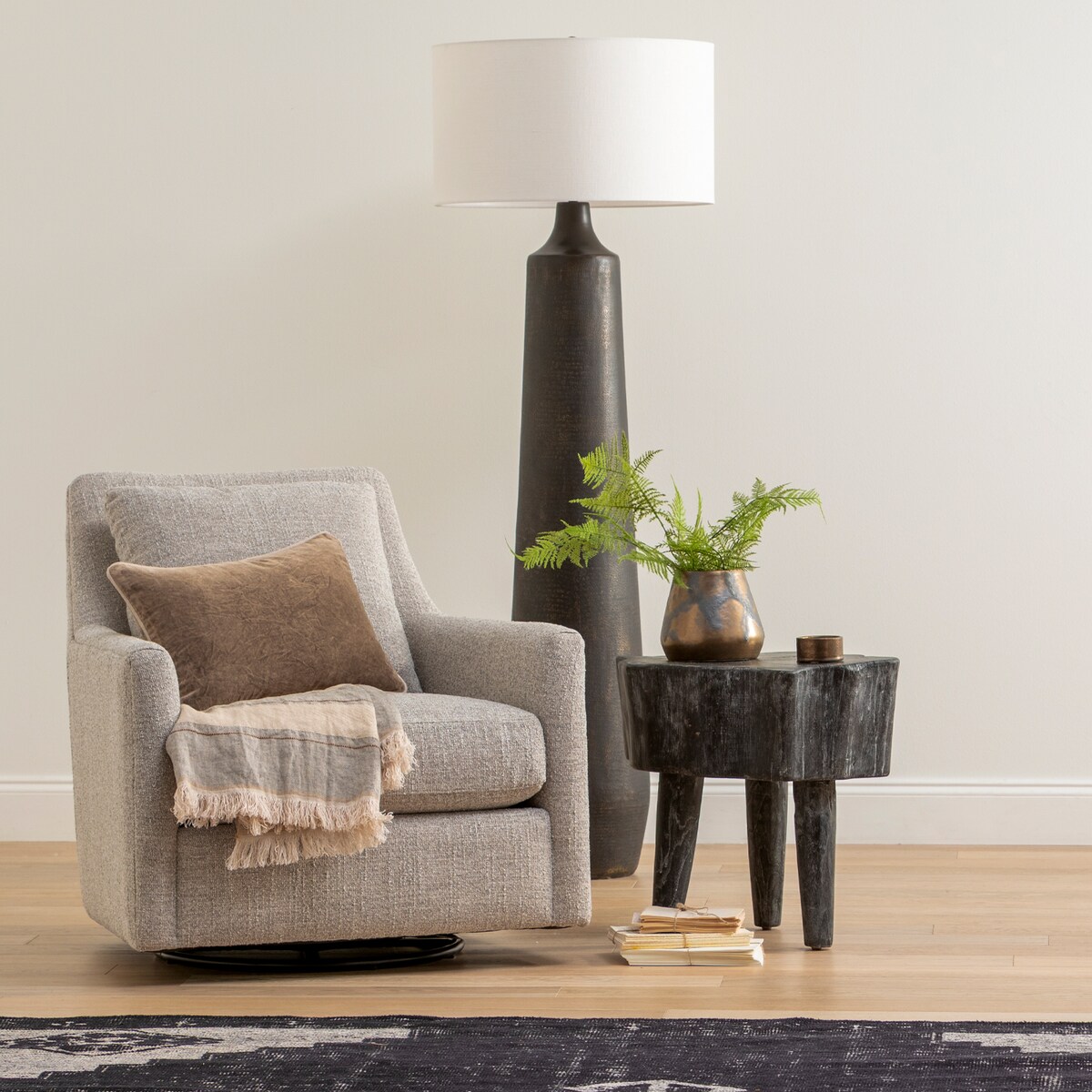 y gray uph chair